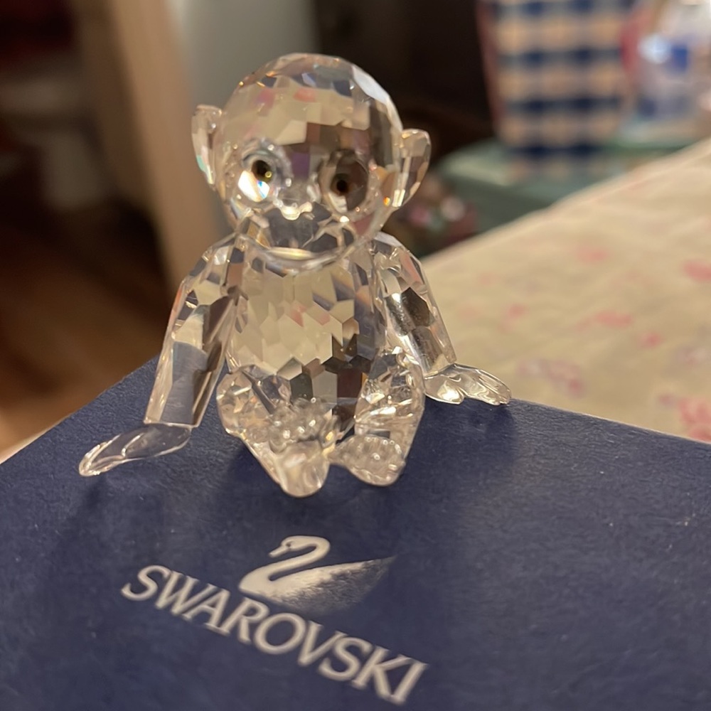 Swarovski Crystal Chimpanzee Monkey - Picture 8 of 10